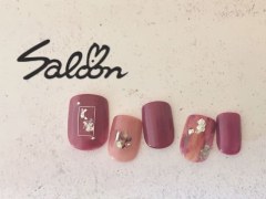 SALOON