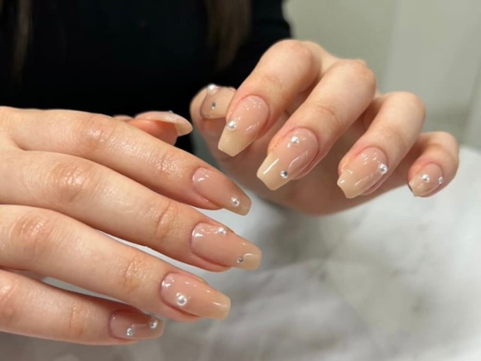 ネイルサロン Zina nail 大阪茨木【パラジェル/フィルイン導入】