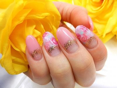 ネイル＆アイラッシュ　アールズシックス西新店