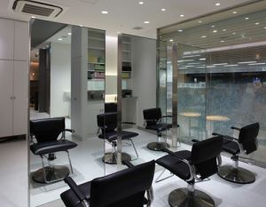 Dear　HAIR＆NAIL×CAFE ヨドバシ梅田店