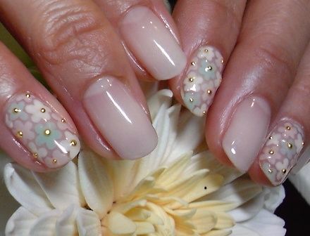 Nail Salon Avril