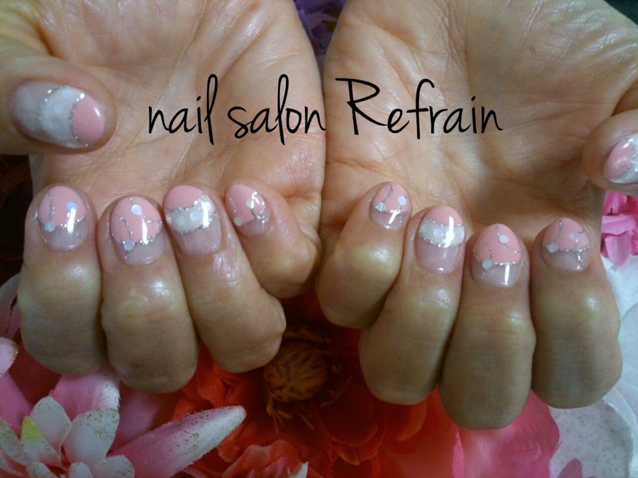 nail salon Refrain