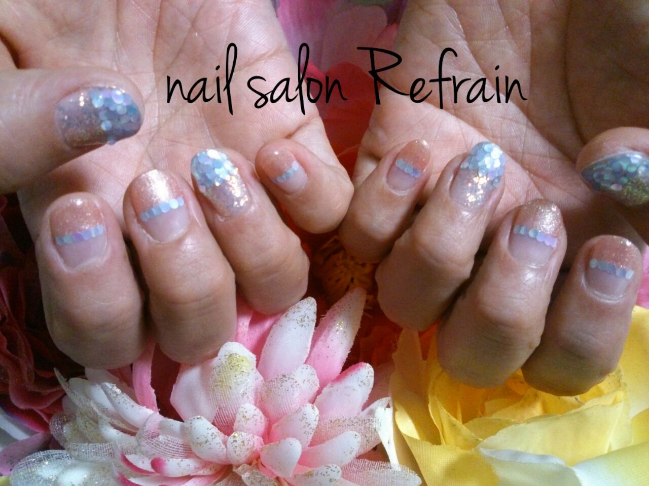 nail salon Refrain