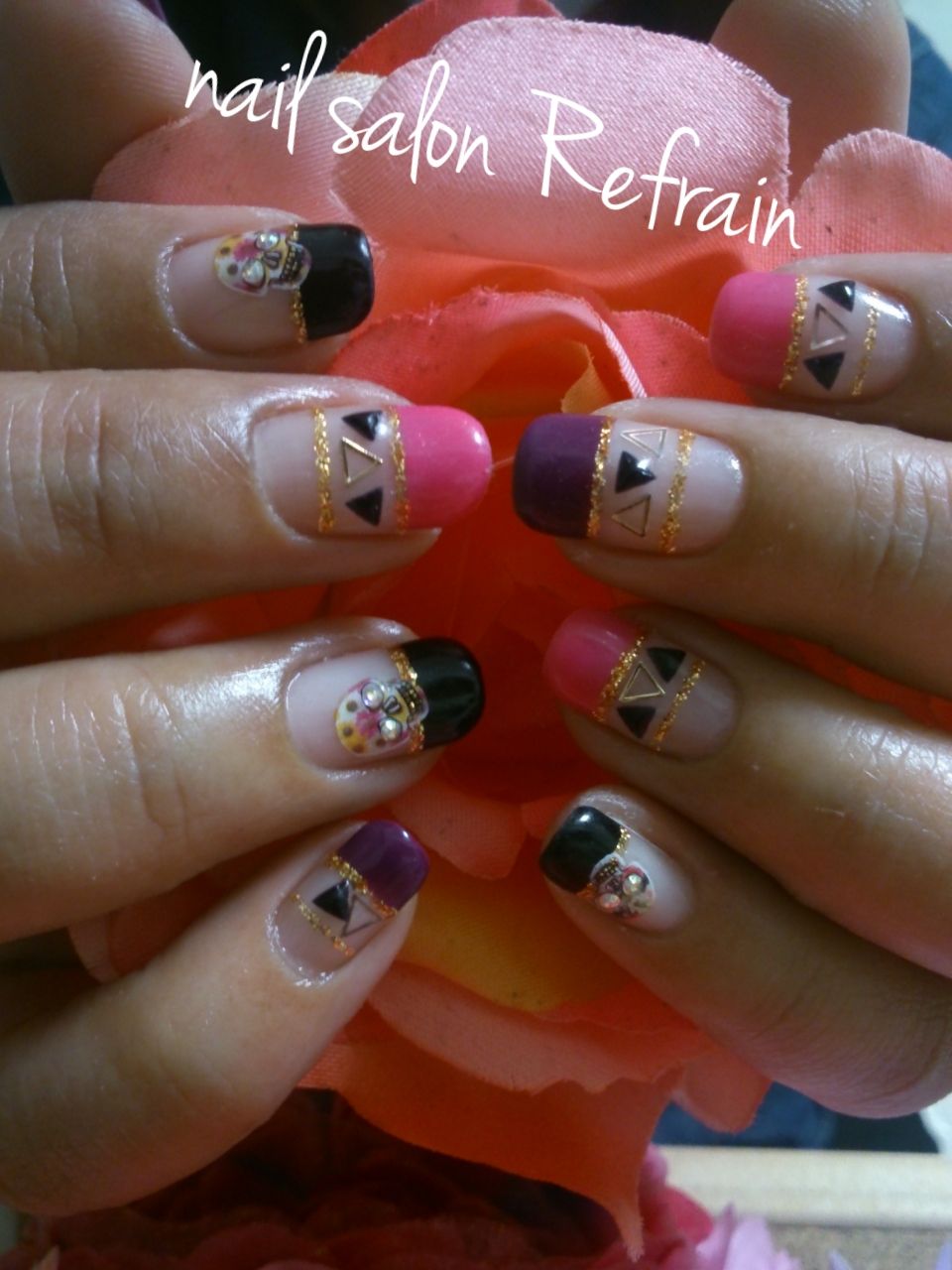 nail salon Refrain
