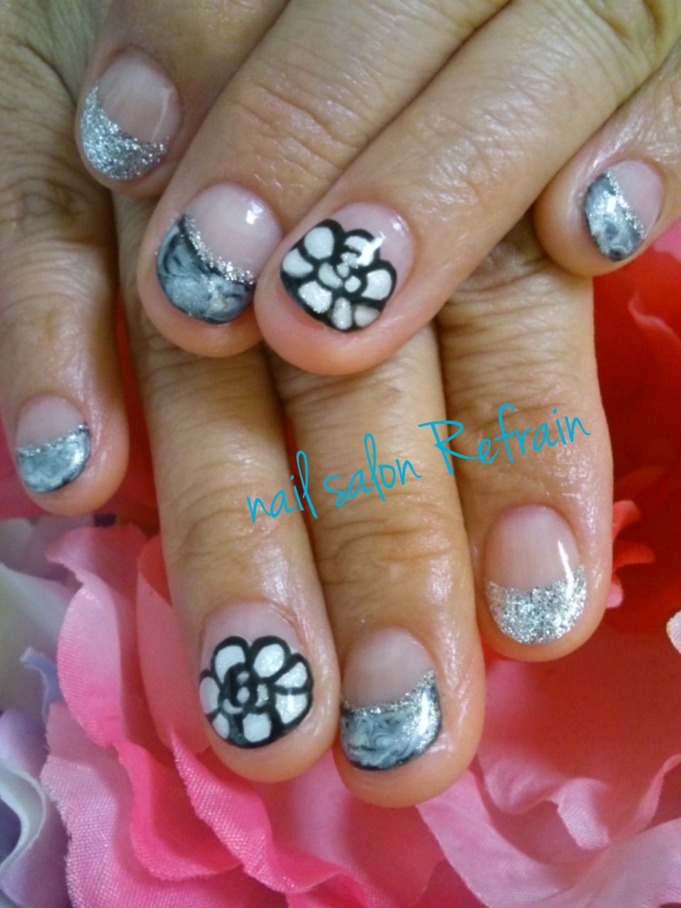 nail salon Refrain