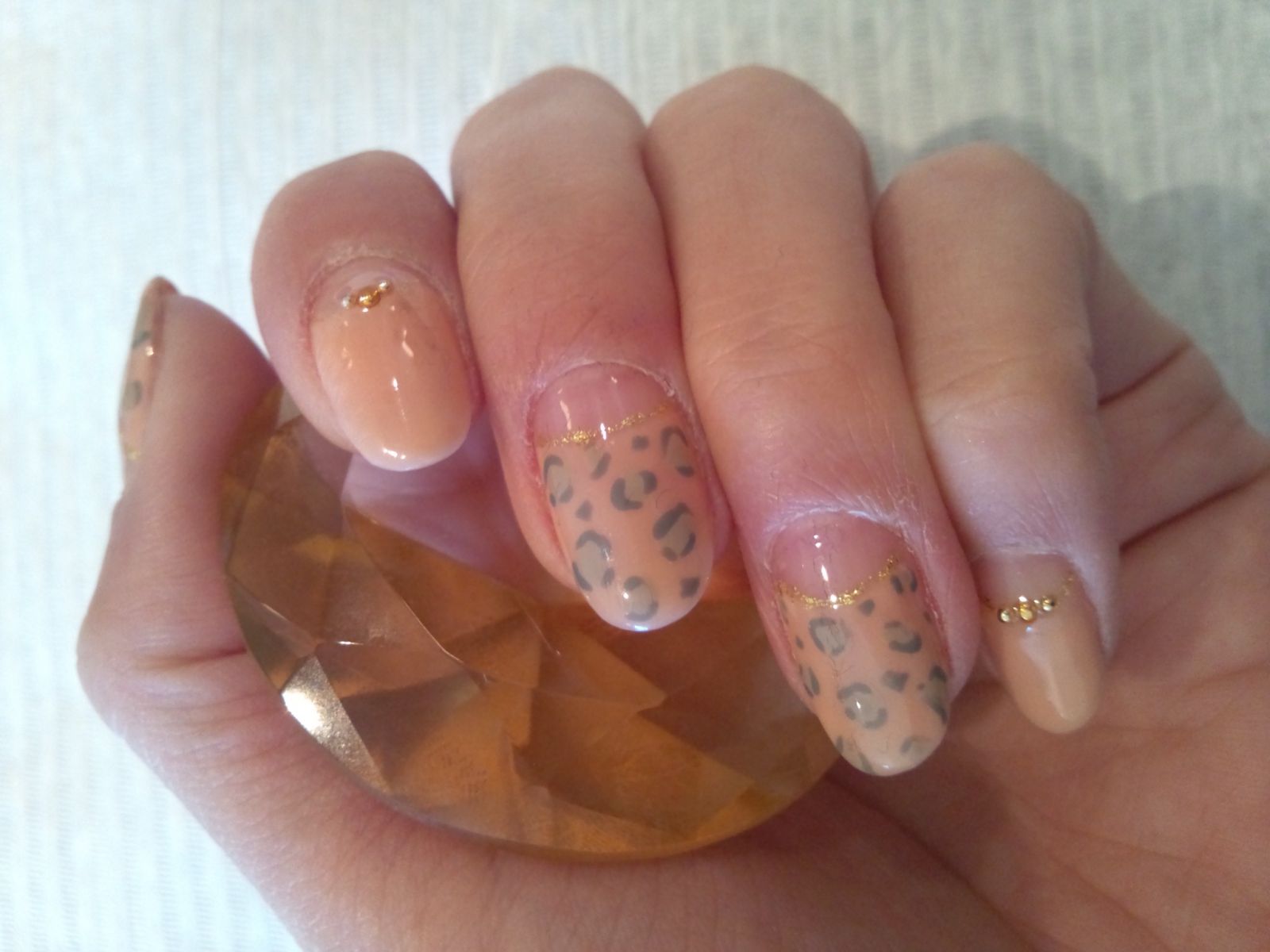 nail salon hitotohito