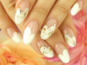 【銀座NAIL】ハートフレンチ×ぶら下が