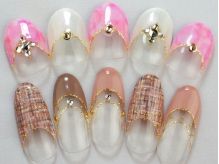 HAIR & NAIL　MIYA 本店
