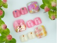 フットのピンク×水彩フラワーのチップ見本