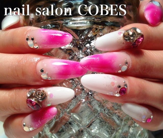 nail salon COBES