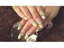 Nail　Salon　Adele