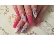 Nail　Salon　Adele