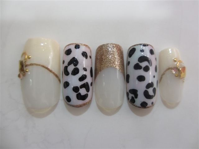 MIMIC nails byNAILX