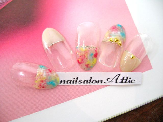 nail salon Attic