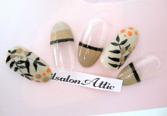 nail salon Attic